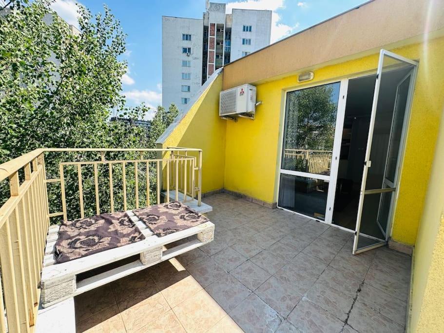 Student Town 1Bdr Apt Sofia Luaran gambar