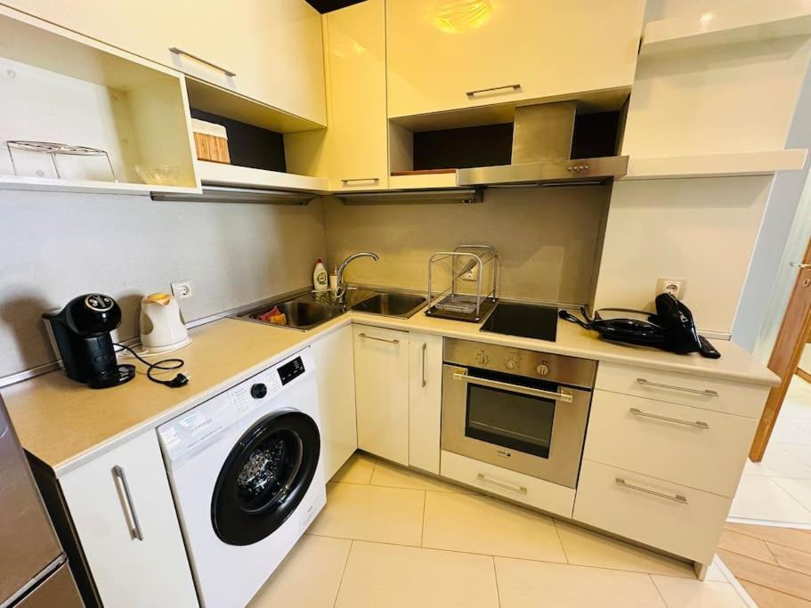 Student Town 1Bdr Apt Sofia Luaran gambar